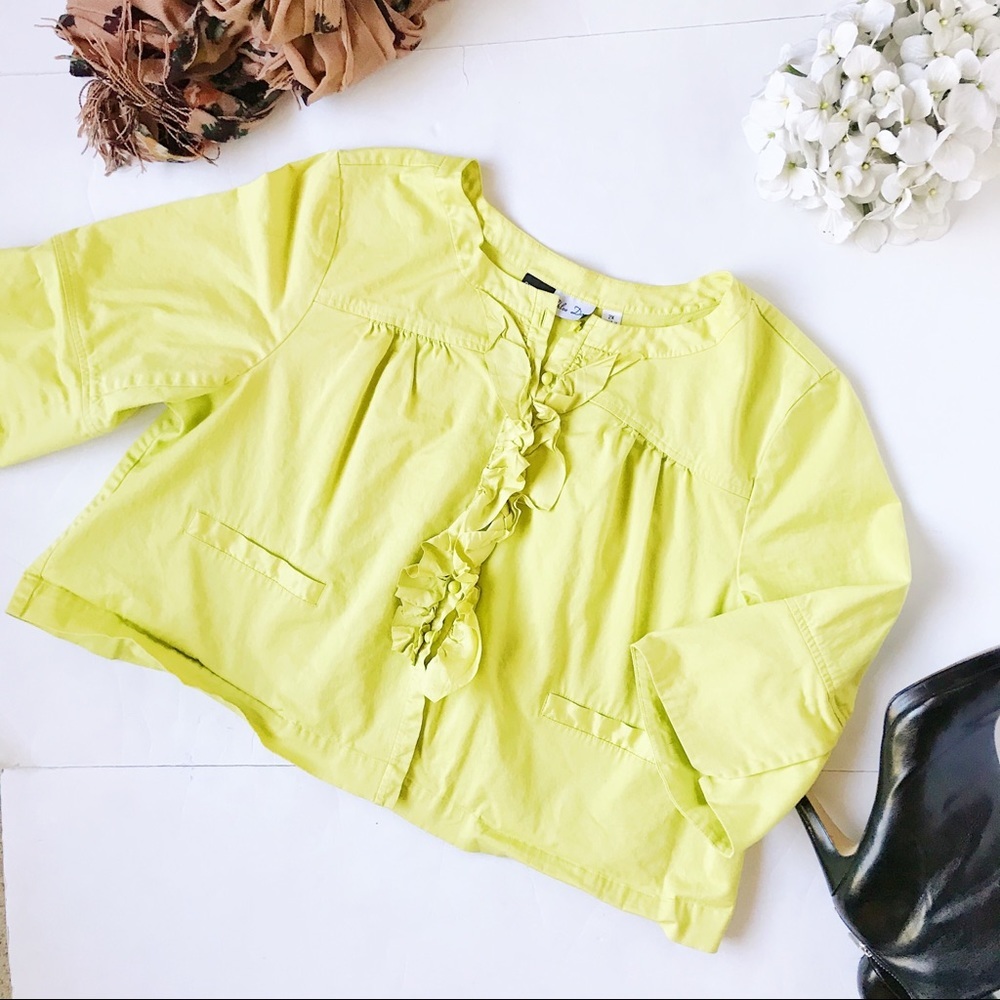 3/$20 simply chloe dao lime green jacket